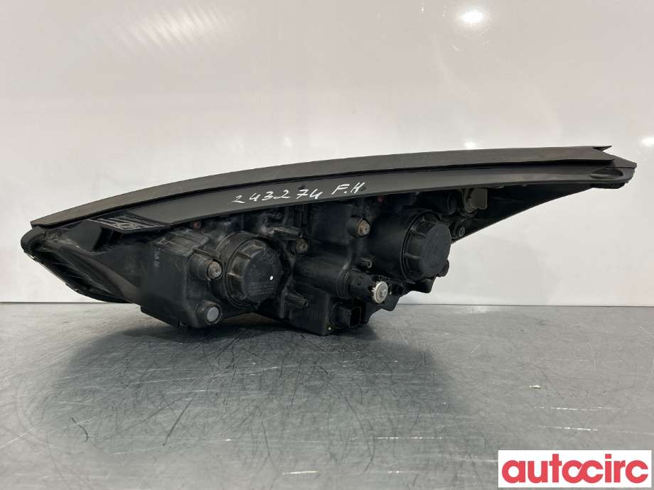 Frontlykt høyre halogen til Hyundai Ix35 2010-2015 (HYUNDAI|92102 2Y000|)
