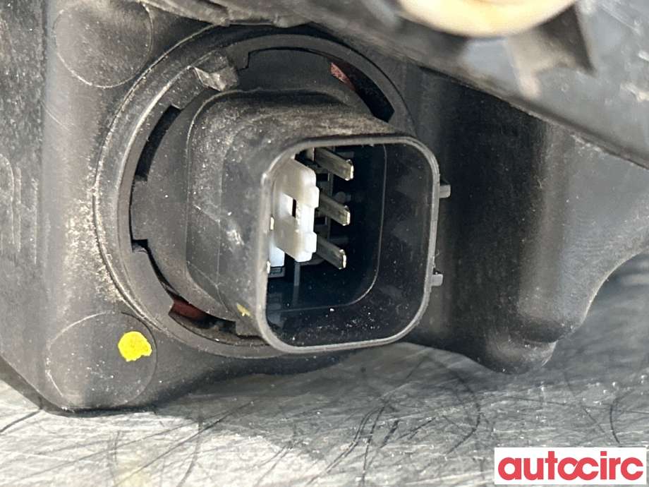 Frontlykt høyre halogen til Hyundai Ix35 2010-2015 (HYUNDAI|92102 2Y000|)