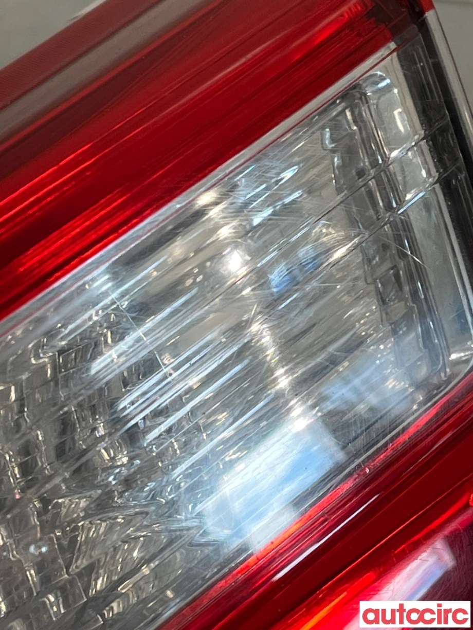 Baklykt høyre indre til Toyota Yaris 2014-2020 (Type III, Fase 2) (TOYOTA|815800D601|815800D600)