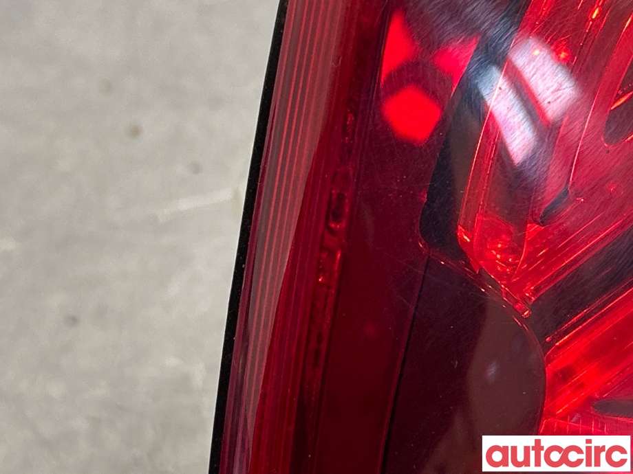 Baklykt høyre indre til Mercedes C-Klasse 2014-2018 (Fase 1) (W205) (W205) (MERCEDES|A2059066000|)