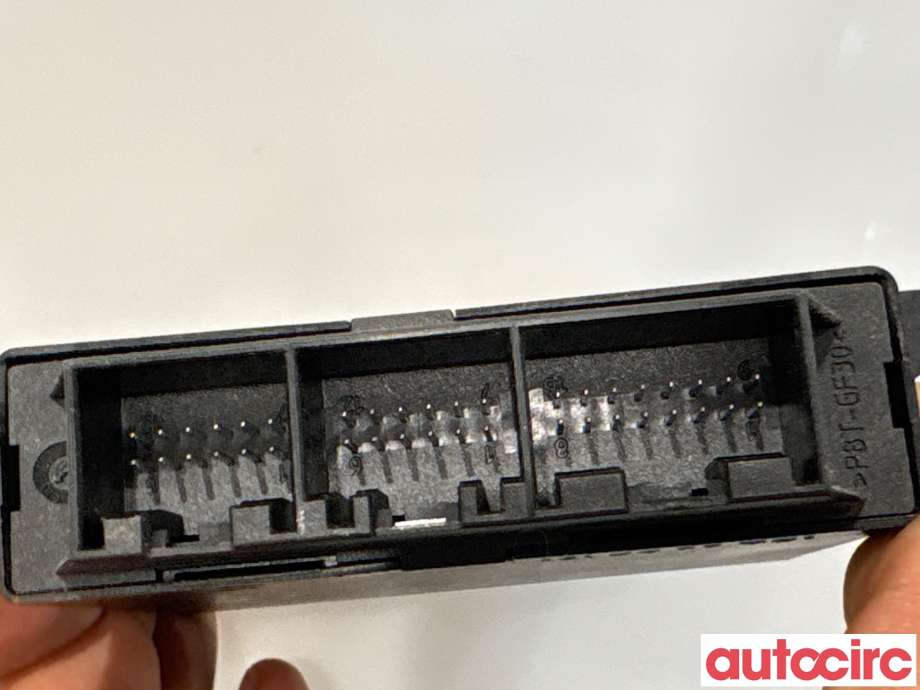 Styreenhet parkering til Ford Kuga 2008-2012 (Type I)  (FORD|1715258|303303|AV4T-15K866-BA)