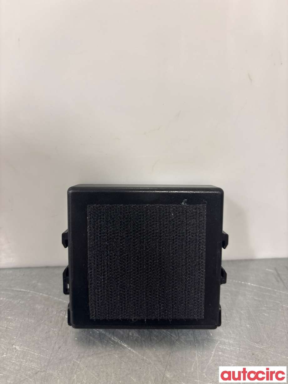 Styreenhet diverse til Toyota RAV4 2013-2015 (Type IV, Fase 1)  (TOYOTA|4M0174T5P|)