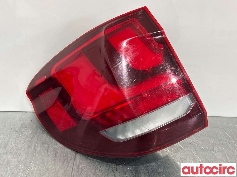 Baklykt venstre til BMW X5 2013-2018 (F15) (F15) (BMW|63217470885|10018610|7470885-01)