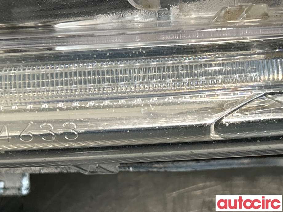 Frontlykter til Volvo V60/V60 CC 2013-2018 (Type I, Fase 2) (VOLVO|31420395|89250232)