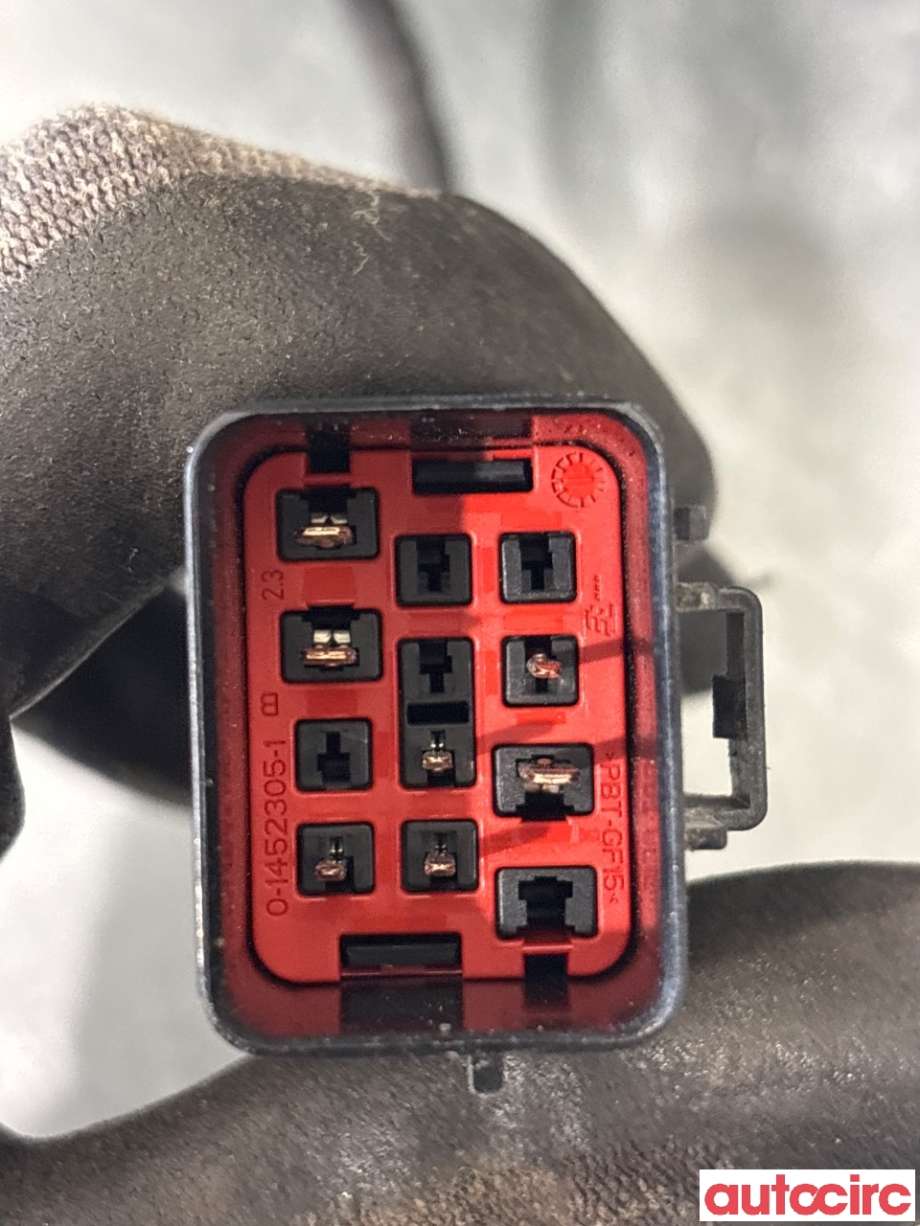 Frontlykt høyre halogen til Volvo V60/V60 CC 2013-2018 (Type I, Fase 2)  (VOLVO||31420262|31698825)