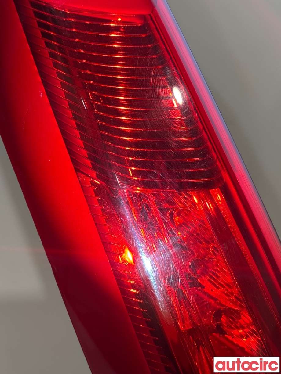 Baklykt venstre til Volvo V60/V60 CC 2013-2018 (Type I, Fase 2)  (VOLVO|31395928|21490102)