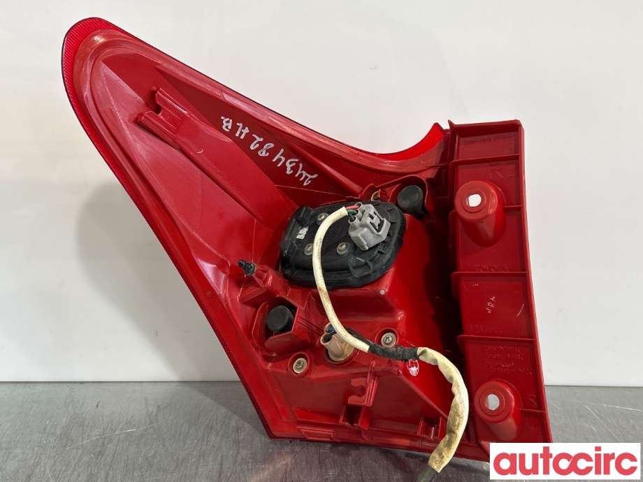 Baklykt høyre til Toyota Auris 2013-2015 (Type II, Fase 1) (TOYOTA|8155102730||81556-02730)