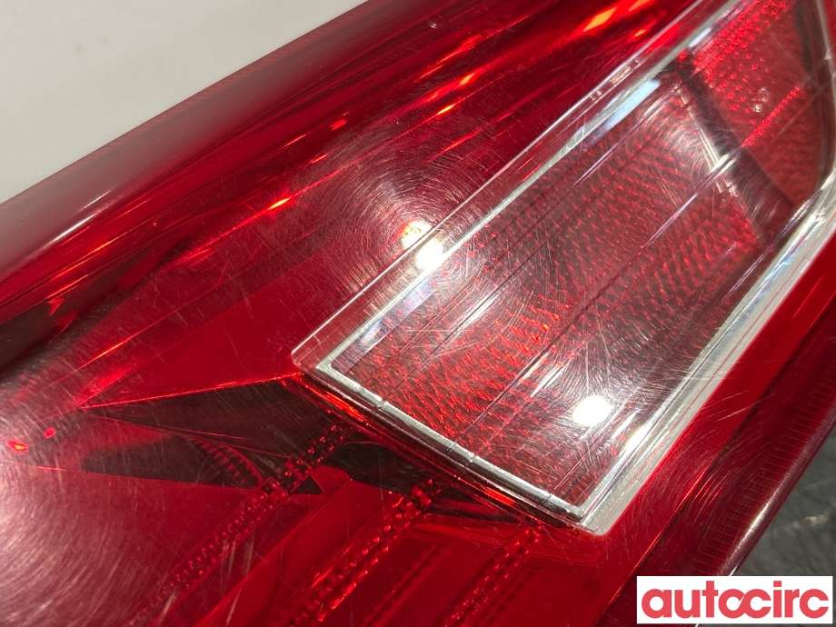 Baklykt venstre indre til Toyota Auris 2013-2015 (Type II, Fase 1)  (TOYOTA|8159102450|)