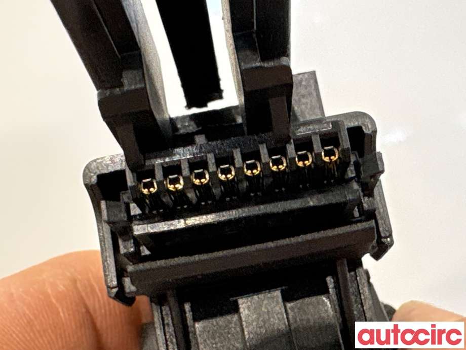 Bryter cruise control til Peugeot 5008 2017-->> (Type II) (PEUGEOT|98095330ZD|E11372460)
