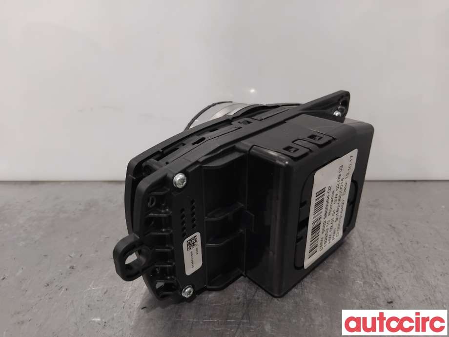 Bryter diverse til BMW X5 2013-2018 (F15) (F15) (BMW|65825A3B1E6|90160-068|65829866964)