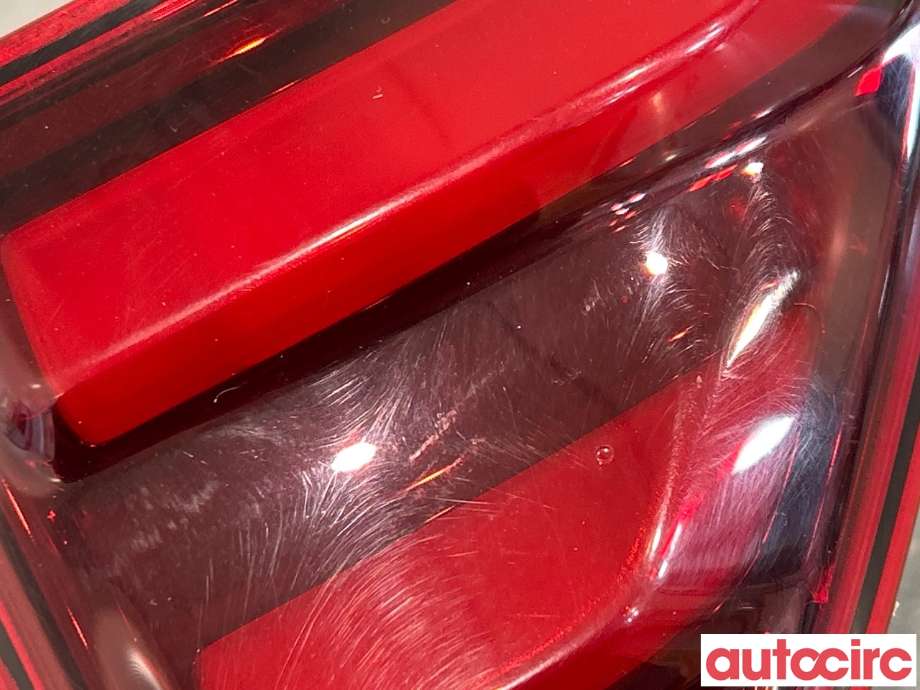 Baklykt venstre indre til Peugeot 3008 2009-2016 (Type I) (PEUGEOT|9805511380|81300101)