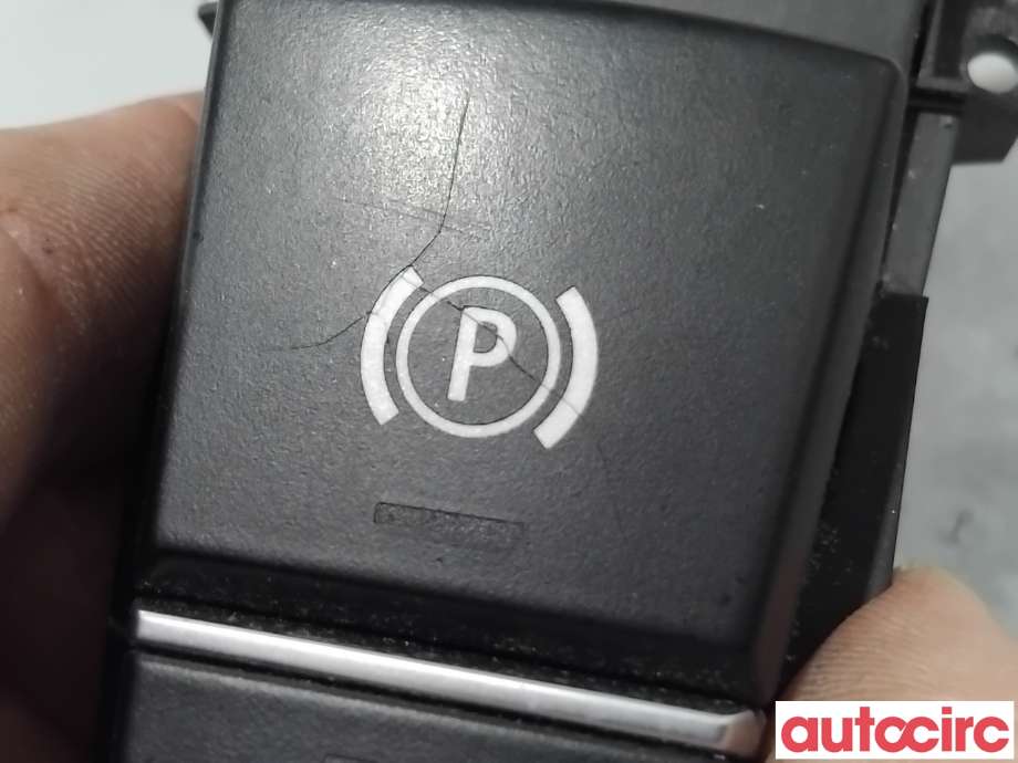 Bryter elektrisk håndbrekk/parkbrems til BMW X5 2013-2018 (F15) (F15) (BMW|61319877891|32146112-04|6822520)