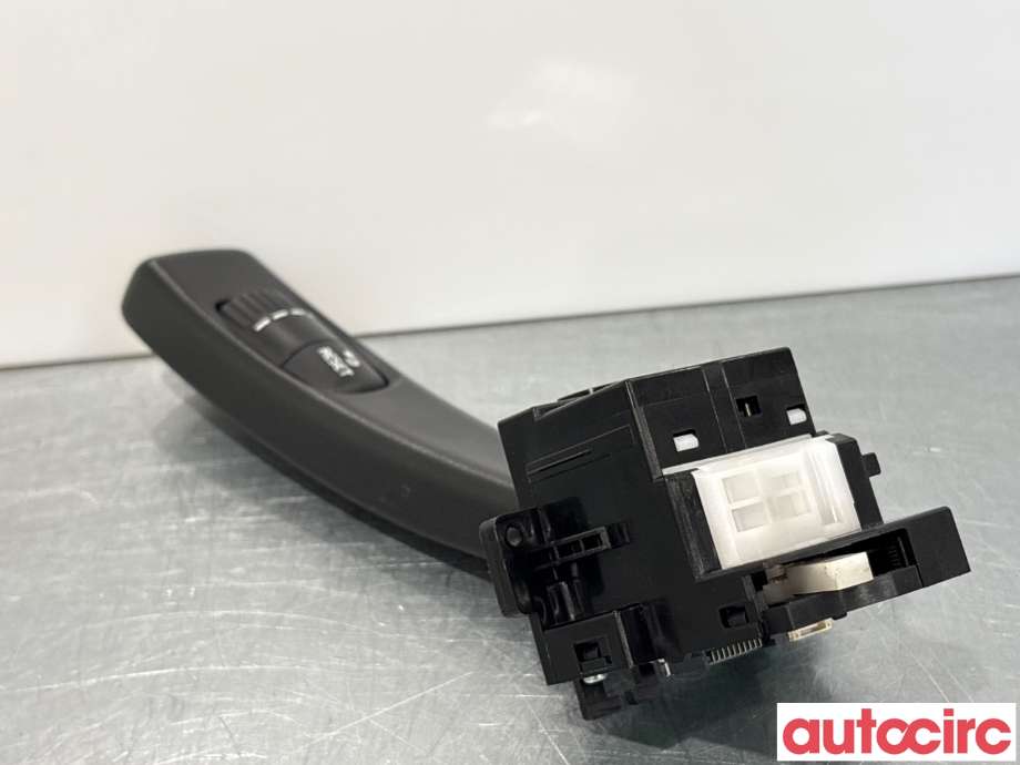 Bryter blink til Volvo XC70 2014-2016 (Type II, Fase 2)  (VOLVO|31456045||31394001)
