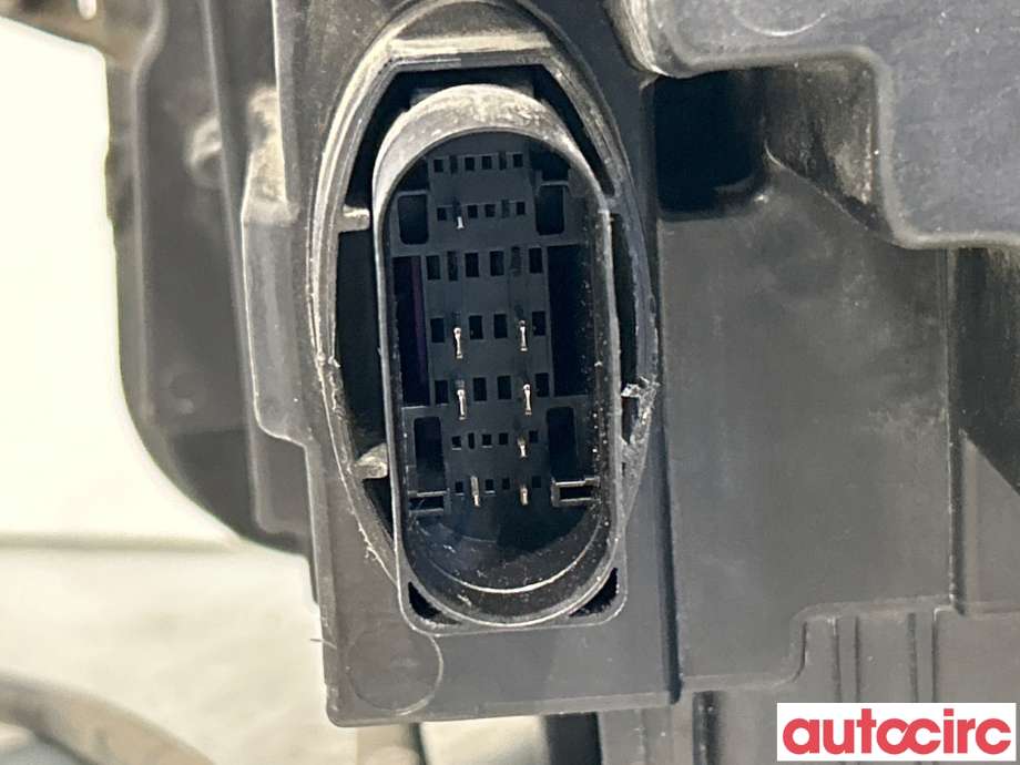Frontlykt høyre halogen til VW Tiguan 2016-2020 (Type II, Fase 1)  (5NB941114E|030110123600|)