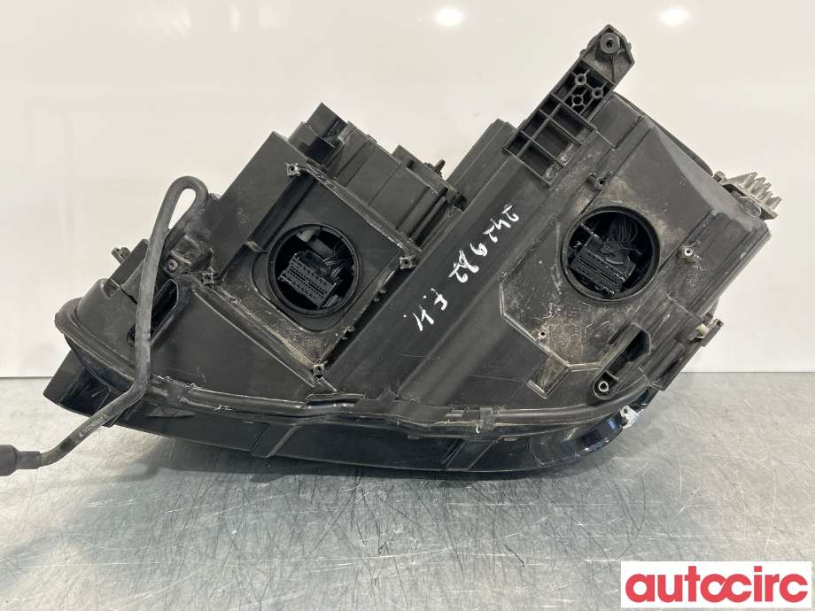Frontlykt høyre halogen til VW Tiguan 2016-2020 (Type II, Fase 1)  (5NB941114E|030110123600|)