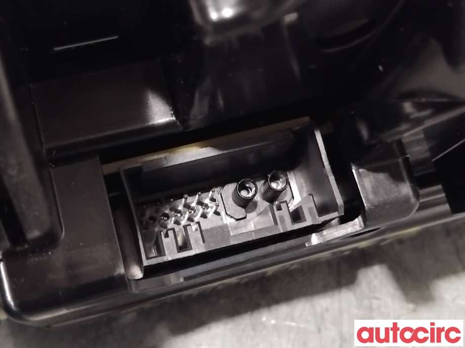 Instrumentpanel til BMW X5 2013-2018 (F15) (F15) (BMW|62108795235|0263726505|6210-8795235)