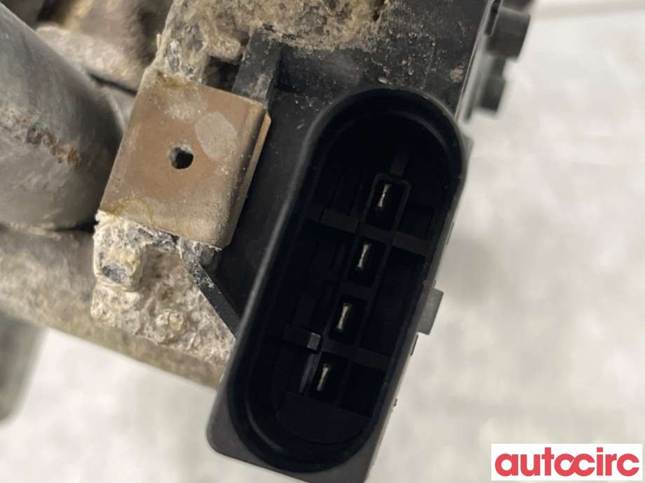 Viskermotor frontrute til BMW X3 2010-2017 (F25) (F25) (BMW|61615A3EDC5|1397220638|7213275)