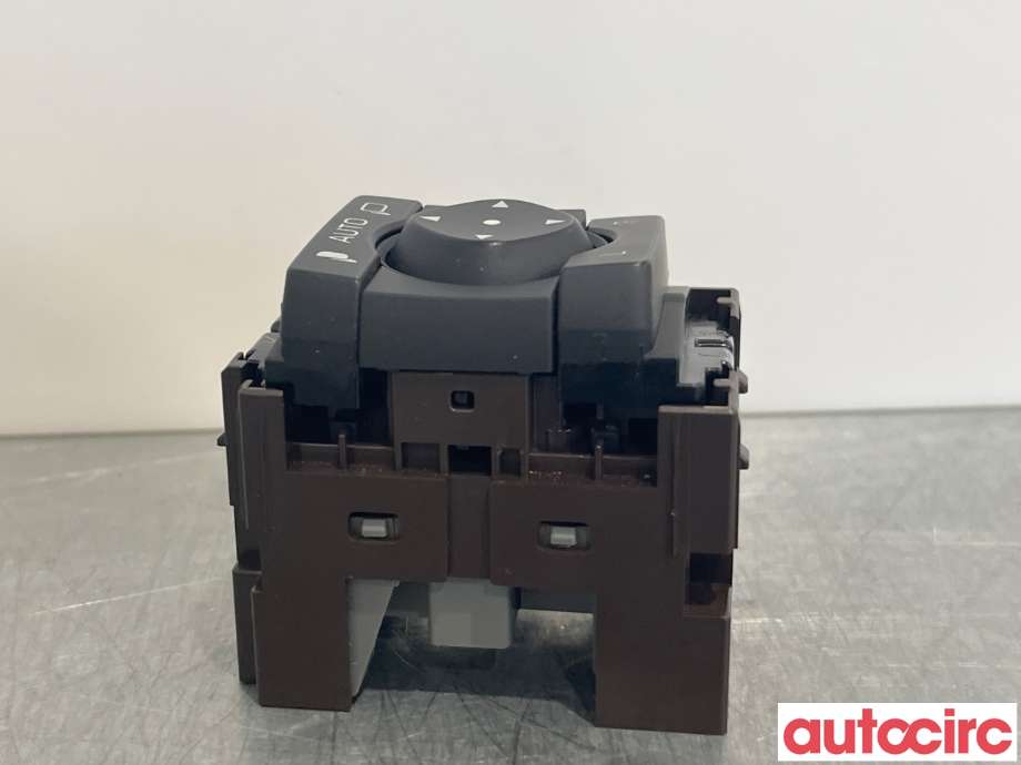 Bryter speil til Toyota RAV4 2019-->> (Type V)  (TOYOTA|8487242330)