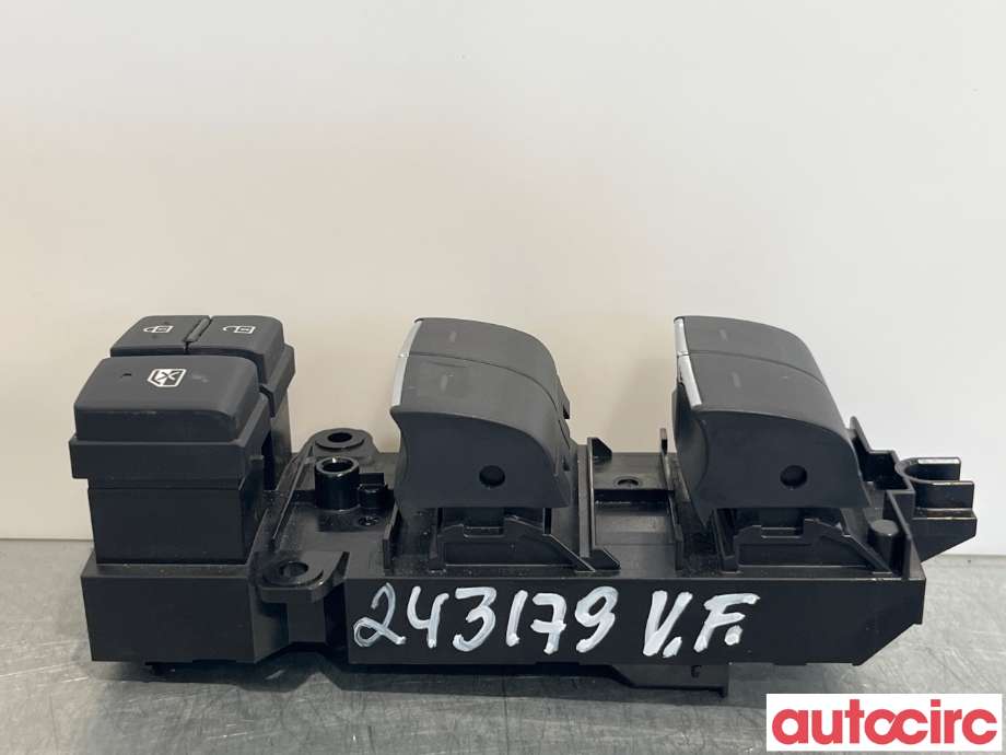 Bryter ruteheis til Toyota RAV4 2019-->> (Type V) (TOYOTA|8404042130)