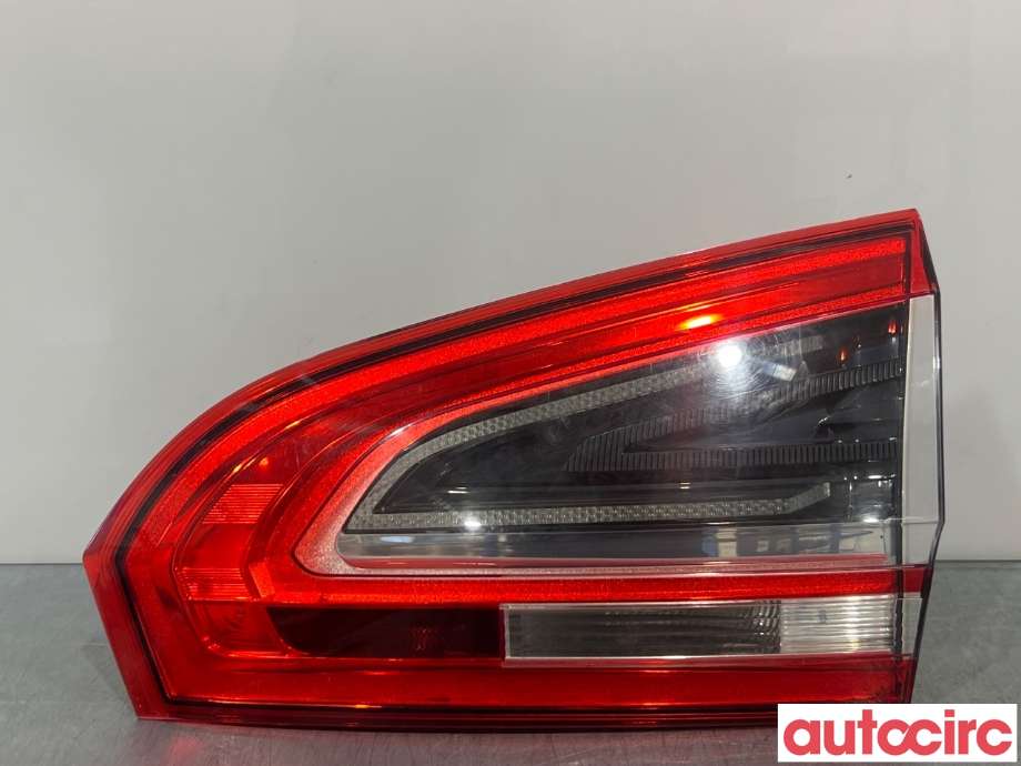 Baklykt høyre indre til Ford S-Max 2010-2015 (Type I, Fase 2) (FORD|1747110|AM21-13A602-AF)