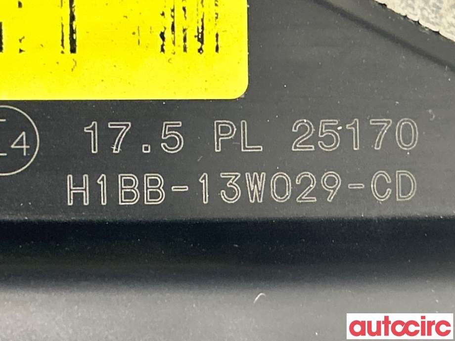 Frontlykt høyre halogen til Ford Fiesta 2017-->> (Type VII) (FORD|2547941||H1BB-13W029-CD)