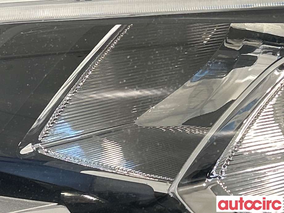 Frontlykt venstre halogen til Ford Fiesta 2017-->> (Type VII) (FORD|2547949||H1BB-13W030-CD)