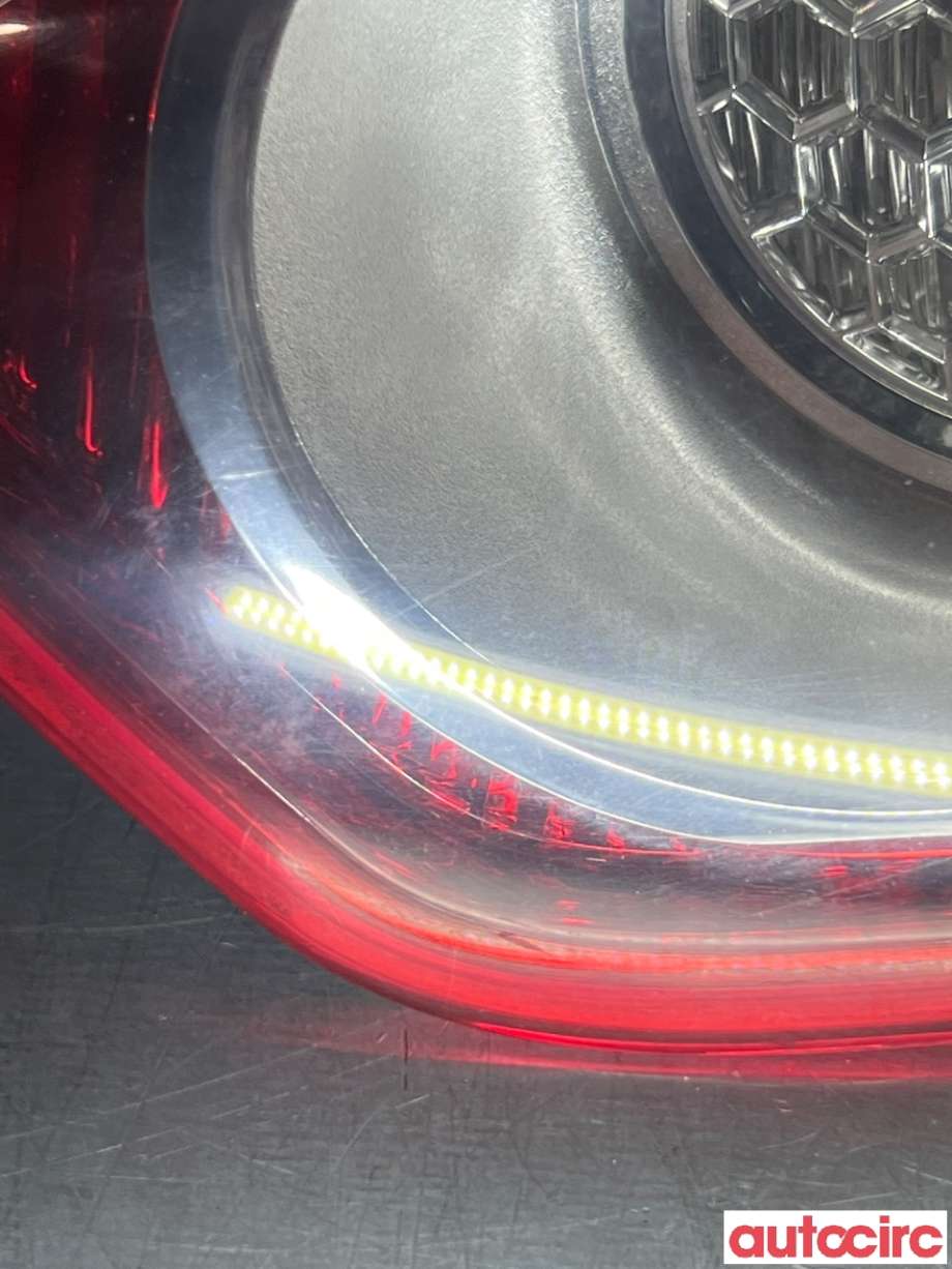 Baklykt høyre indre til Ford Kuga 2008-2012 (Type I) (FORD|1545446|8V41-13A602-AD)