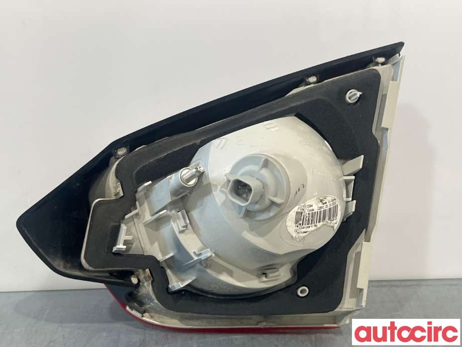 Baklykt venstre indre til Ford Kuga 2008-2012 (Type I) (FORD|1545445|8V41-13A603-AD)