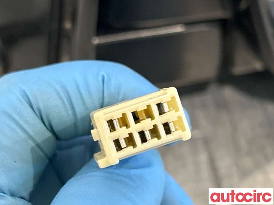Speil høyre til Toyota Hiace 2007-2012 (Fase 3)  (TOYOTA|8791026132|8791026131C1|)