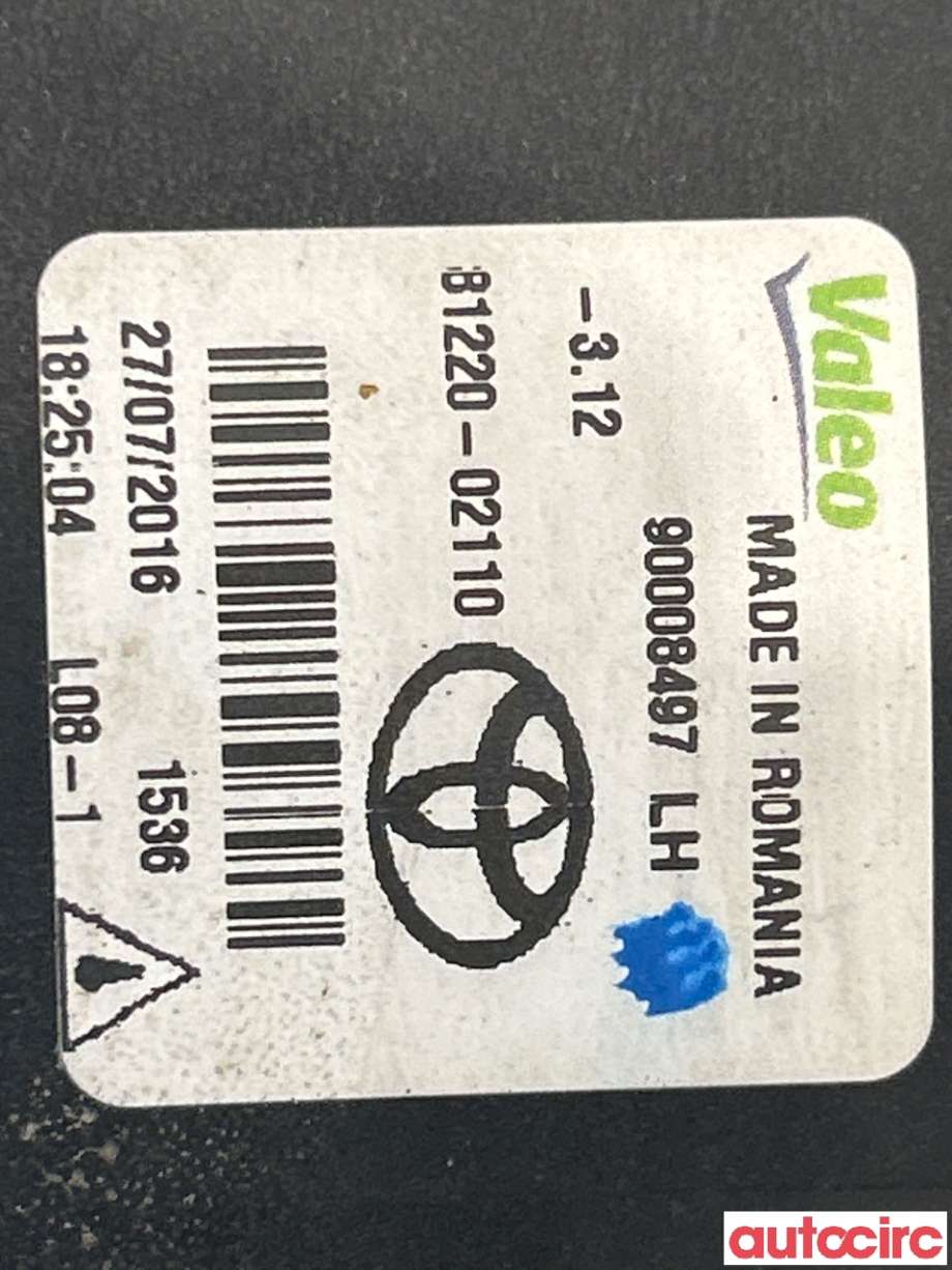 Tåkelykt venstre foran til Toyota Yaris 2014-2020 (Type III, Fase 2)  (TOYOTA|8122002110|90008497)
