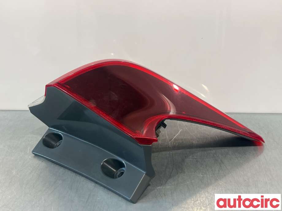 Baklykt venstre til Toyota Auris 2015-2019 (Type II, Fase 2)  (TOYOTA|8156102A61|)