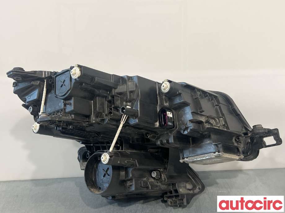 Frontlykt venstre halogen til Škoda Kodiaq 2017-->>  (SKODA|566941015H||566941015F)