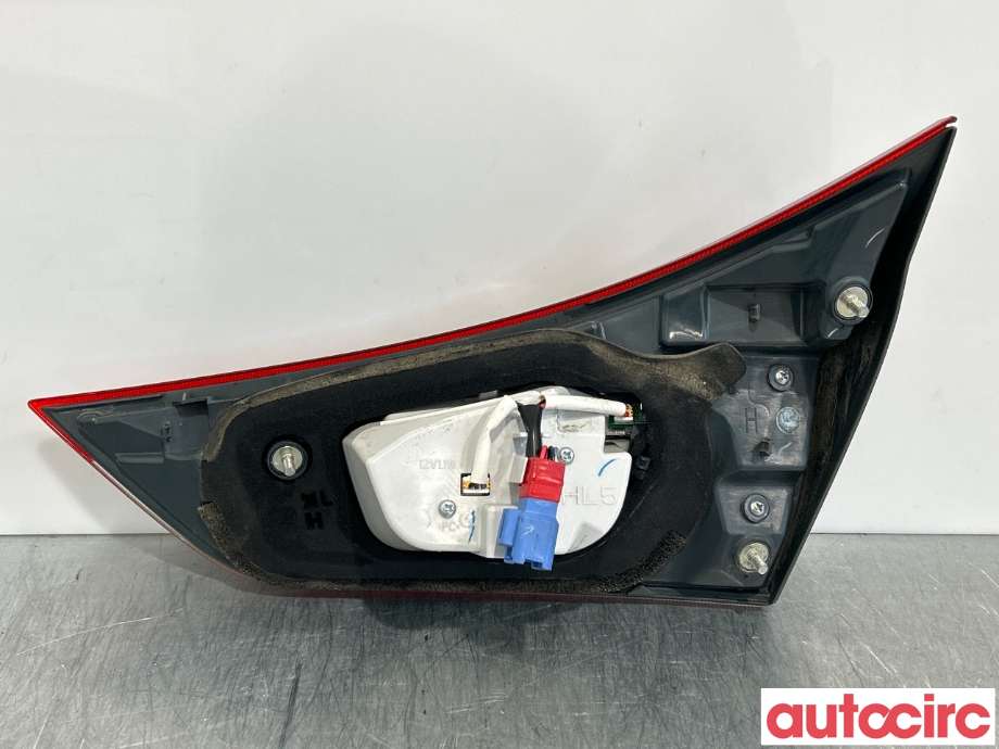 Baklykt venstre indre til Toyota Auris 2015-2019 (Type II, Fase 2)  (TOYOTA|8159102850|)