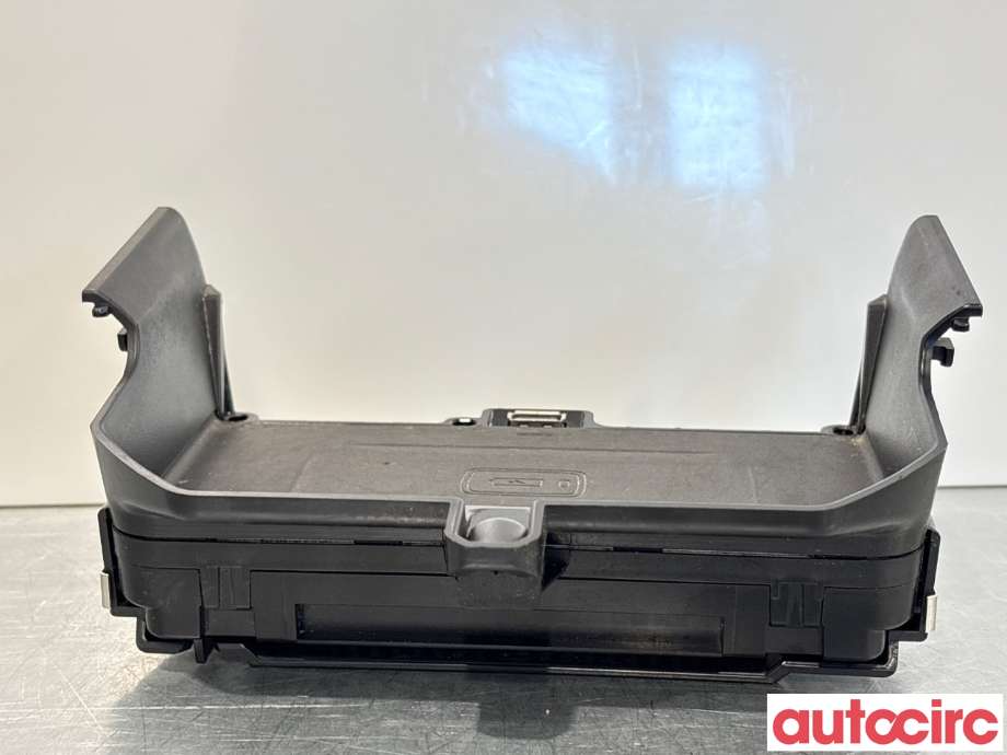 Diverse deler til BMW 5-Serie 2017-->> (G30/G31) (G30/G31) (BMW|84105A81517|83145001|8801509)