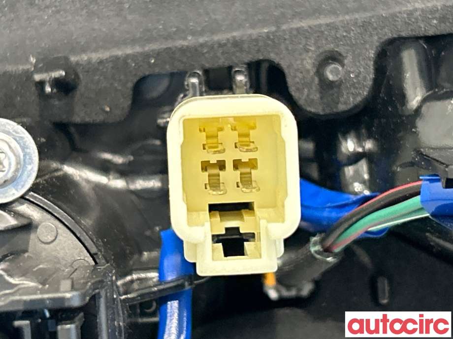 Baklykt venstre indre til Toyota RAV4 2019-->> (Type V)  (TOYOTA|8159142062|A4V202-0001|81590-42062)