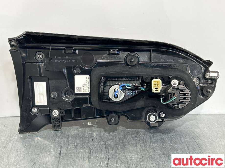Baklykt høyre indre til Toyota RAV4 2019-->> (Type V) (TOYOTA|8158142151|A4S211-0001|81580-42151)