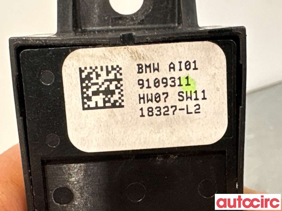Bryter elektrisk håndbrekk/parkbrems til BMW 5-Serie 2017-->> (G30/G31) (G30/G31) (BMW|61315A72FE4||9109311)