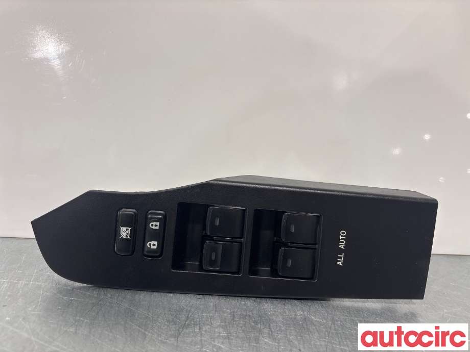 Bryter ruteheis til Toyota Auris 2013-2015 (Type II, Fase 1) (TOYOTA|8404002120|)