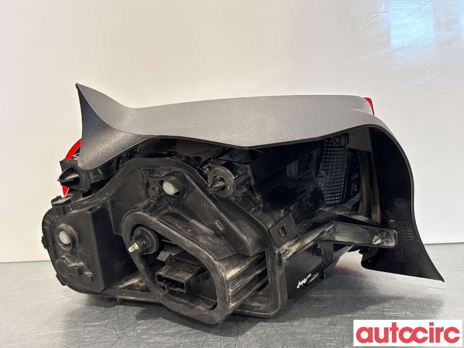 Baklykt høyre til Citroën C4, Cactus 2014-2017 (Fase 1) (CITROEN|9800916080|)