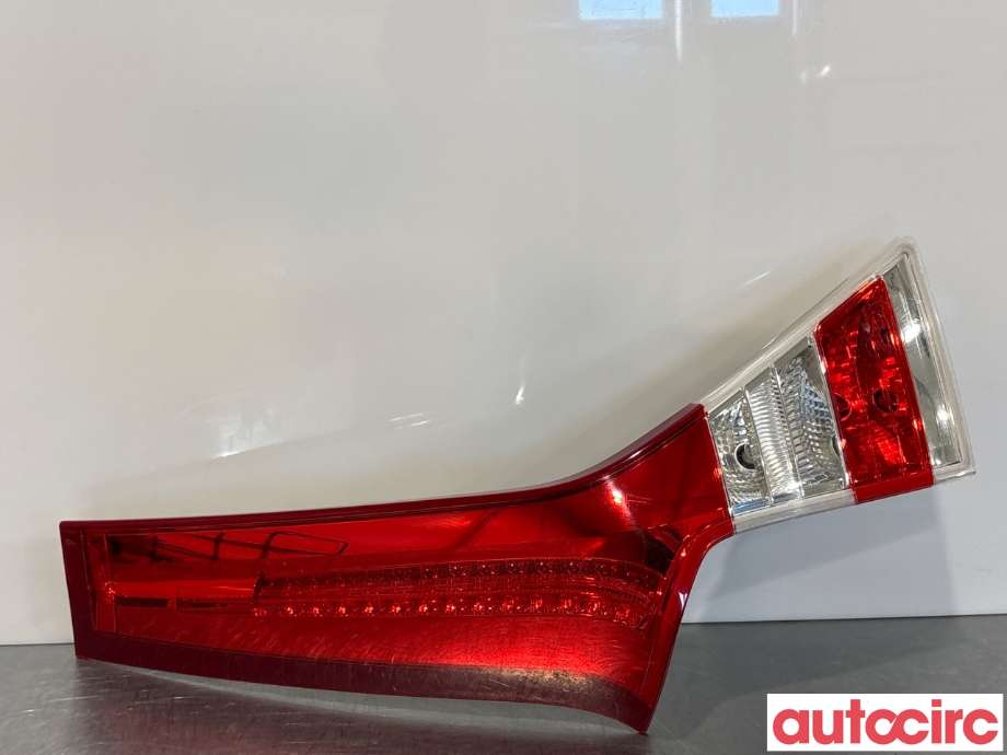 Baklykt venstre indre til Volvo XC70, 2014-2016 (Type II, Fase 2)  (VOLVO|31395923)