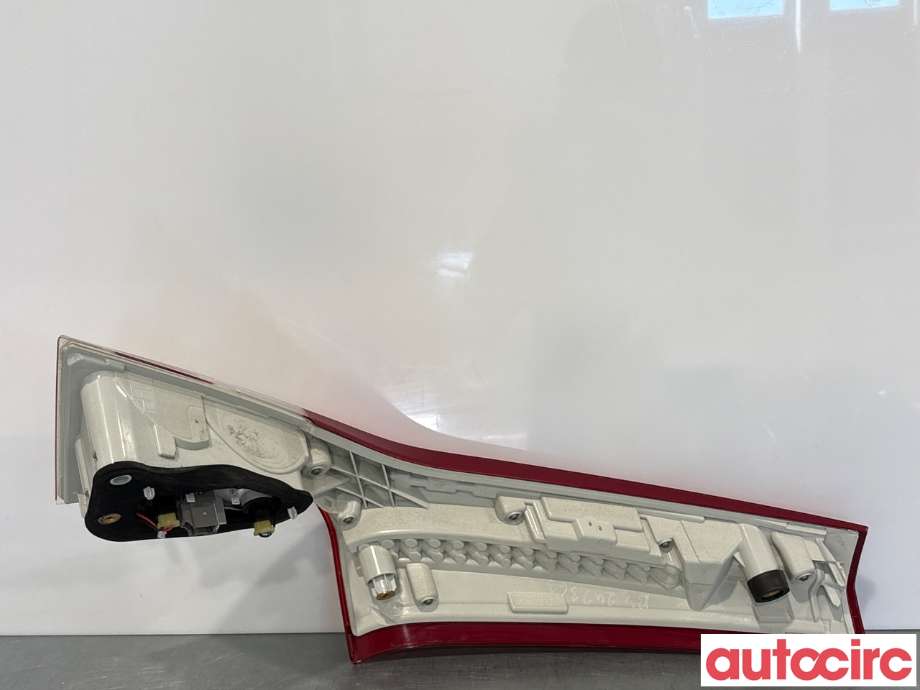 Baklykt venstre indre til Volvo XC70 2014-2016 (Type II, Fase 2) (VOLVO|31395923|)