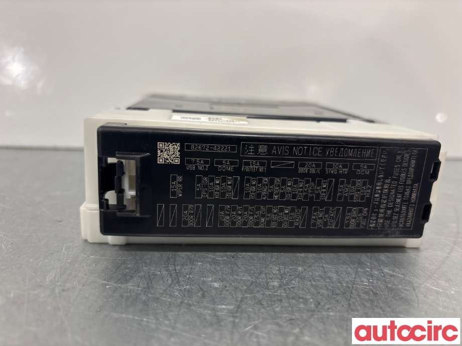 Sikringsboks til Toyota RAV4 2019-->> (Type V)  (TOYOTA|8273042842||82730-42842)