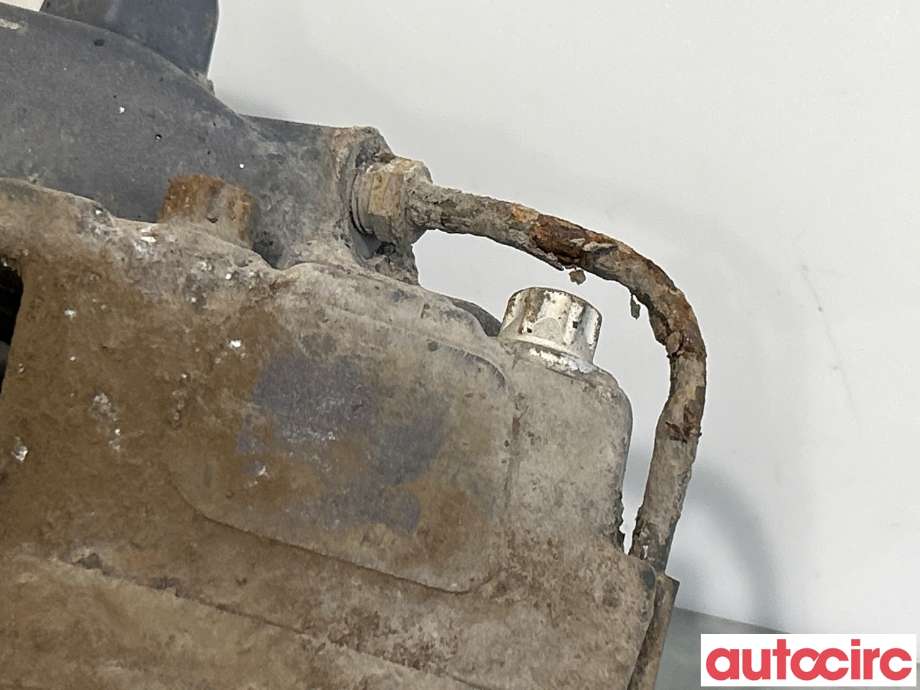Bremsecaliper venstre foran til Tesla Model S 2013-2016 (Fase 1)  (TESLA|1003160-00-D|)