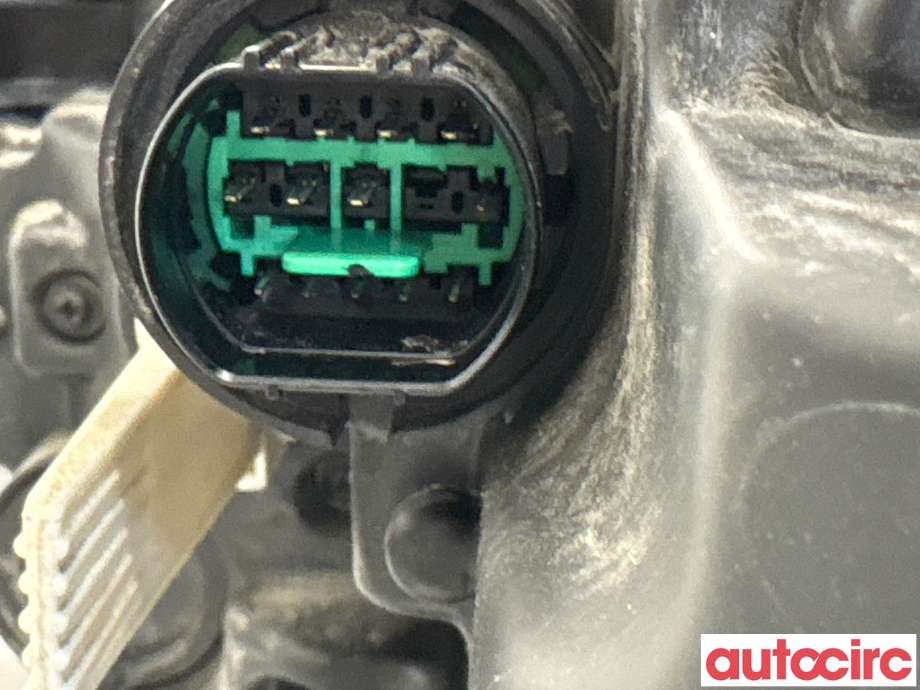 Frontlykt høyre halogen til Kia Optima 2017-2020 (KIA|92102A8800|)