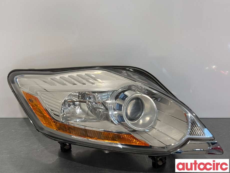 Frontlykt høyre halogen til Ford Kuga 2008-2012 (Type I) (FORD|1590741|1EL009696-42|8V41-13D154-AF)
