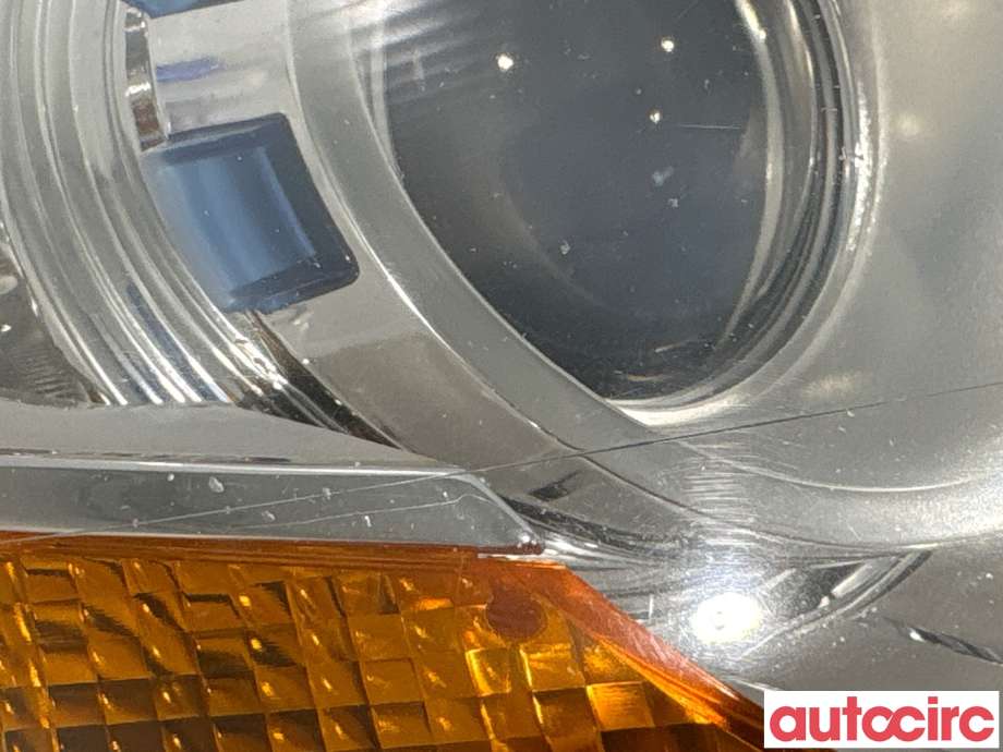 Frontlykt høyre halogen til Ford Kuga 2008-2012 (Type I) (FORD|1590741|1EL009696-42|8V41-13D154-AF)