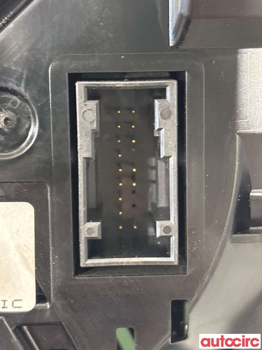 Instrumentpanel til VW Passat 2015-2019 (Fase 1) (B8) (B8) (VOLKSWAGEN|3G0920795B|)
