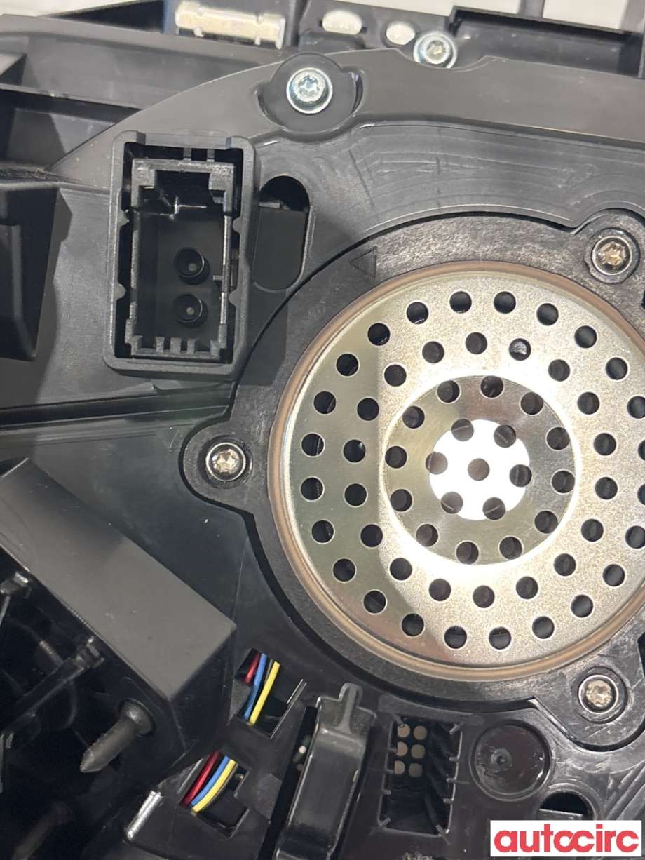 Instrumentpanel til VW Passat 2015-2019 (Fase 1) (B8) (B8) (VOLKSWAGEN|3G0920795B|)