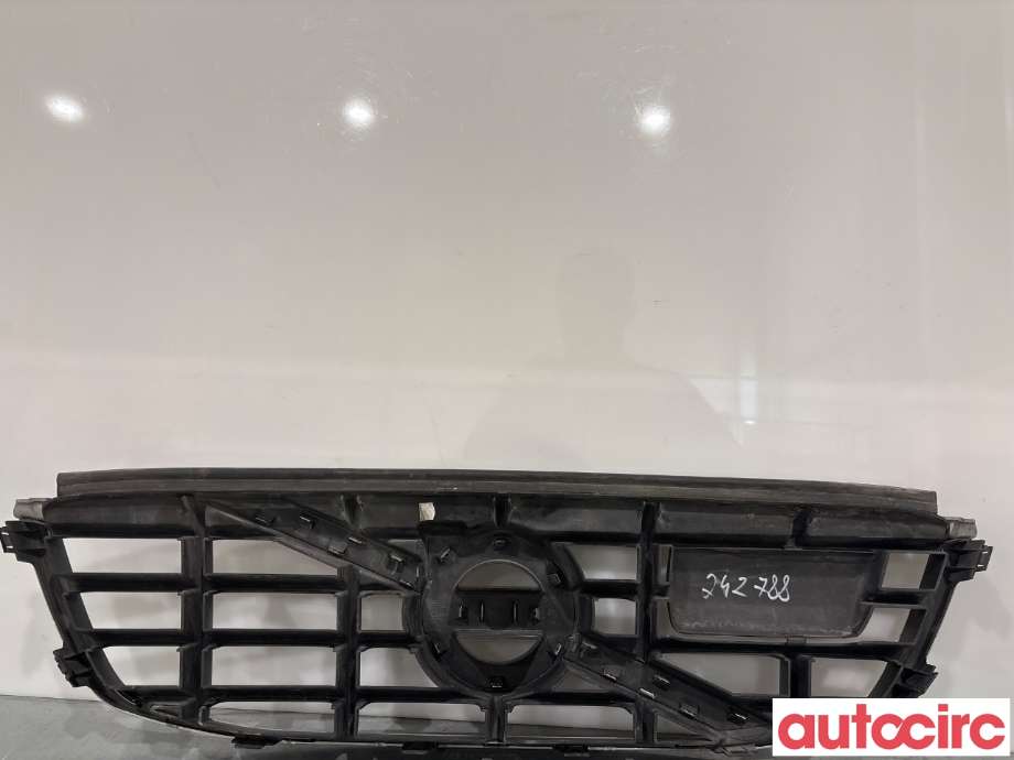 Grill til Volvo XC60 2008-2013 (Type I, Fase 1)  (VOLVO|31323000|)