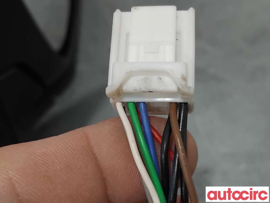Speil høyre til Toyota Auris 2015-2019 (Type II, Fase 2) (TOYOTA|8791002F10|)